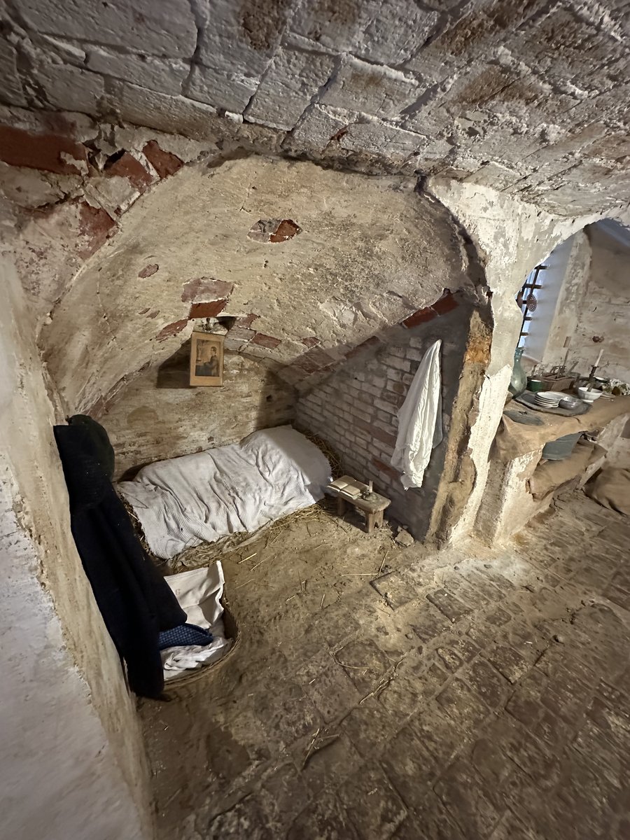 Ambiente histórico preservado em Chieri ligado ao roteiro de Dom Bosco