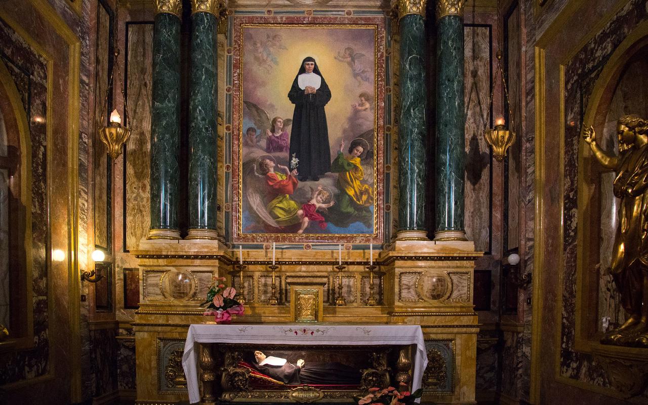 Memória de Maria Domenica Mazzarello na Basílica de Maria Auxiliadora em Valdocco