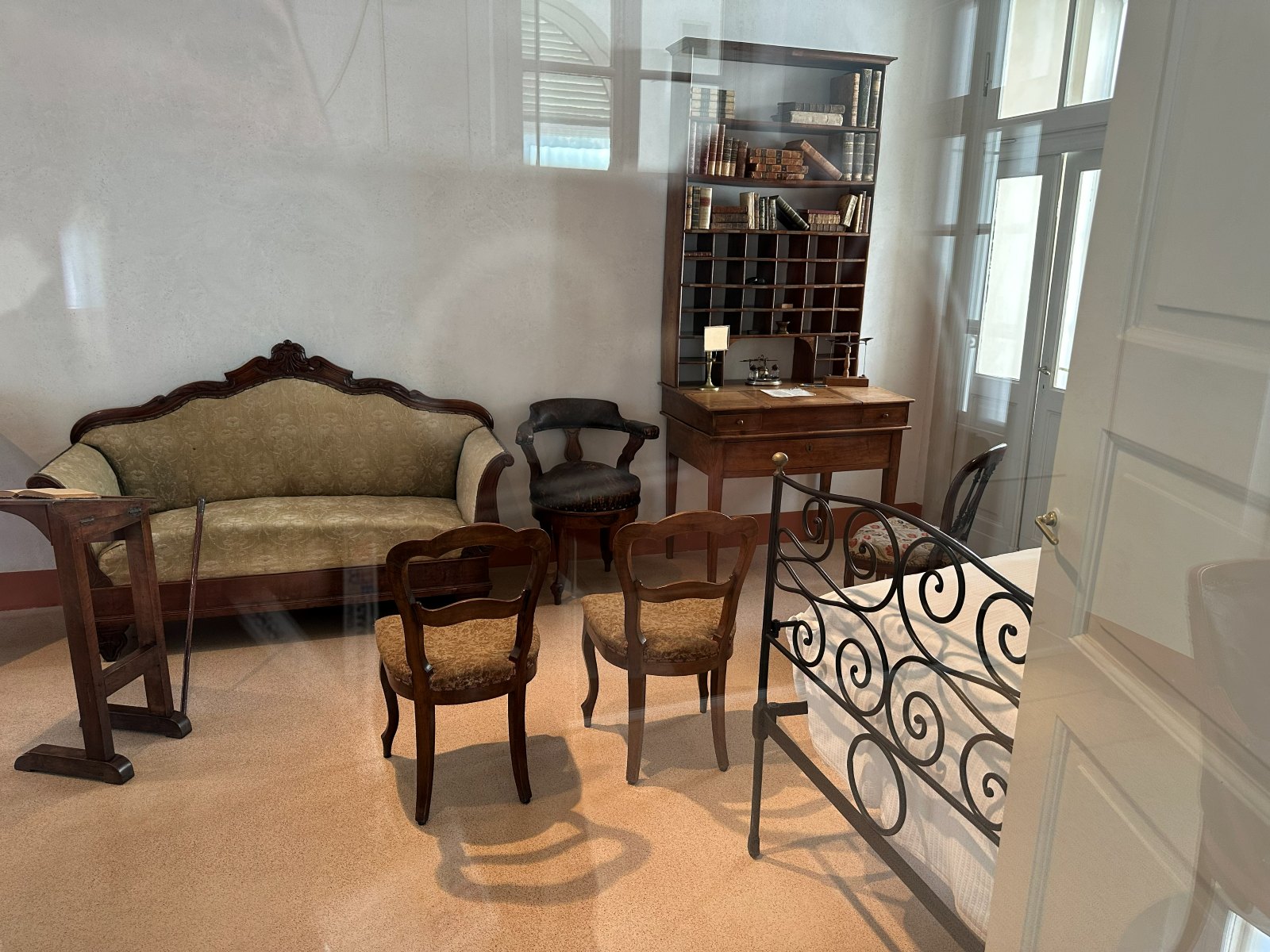 Escritório e quarto nas Camerette de Dom Bosco