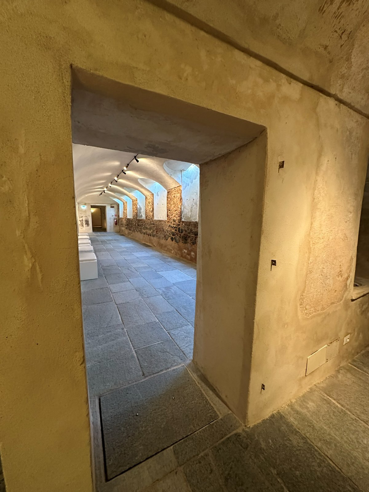 Galeria histórica no percurso do Museu Casa Dom Bosco